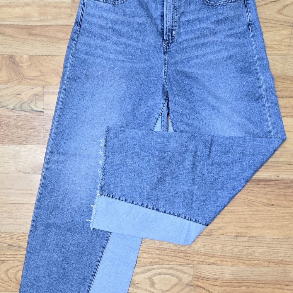 GAP Women's Blue Flare Jeans